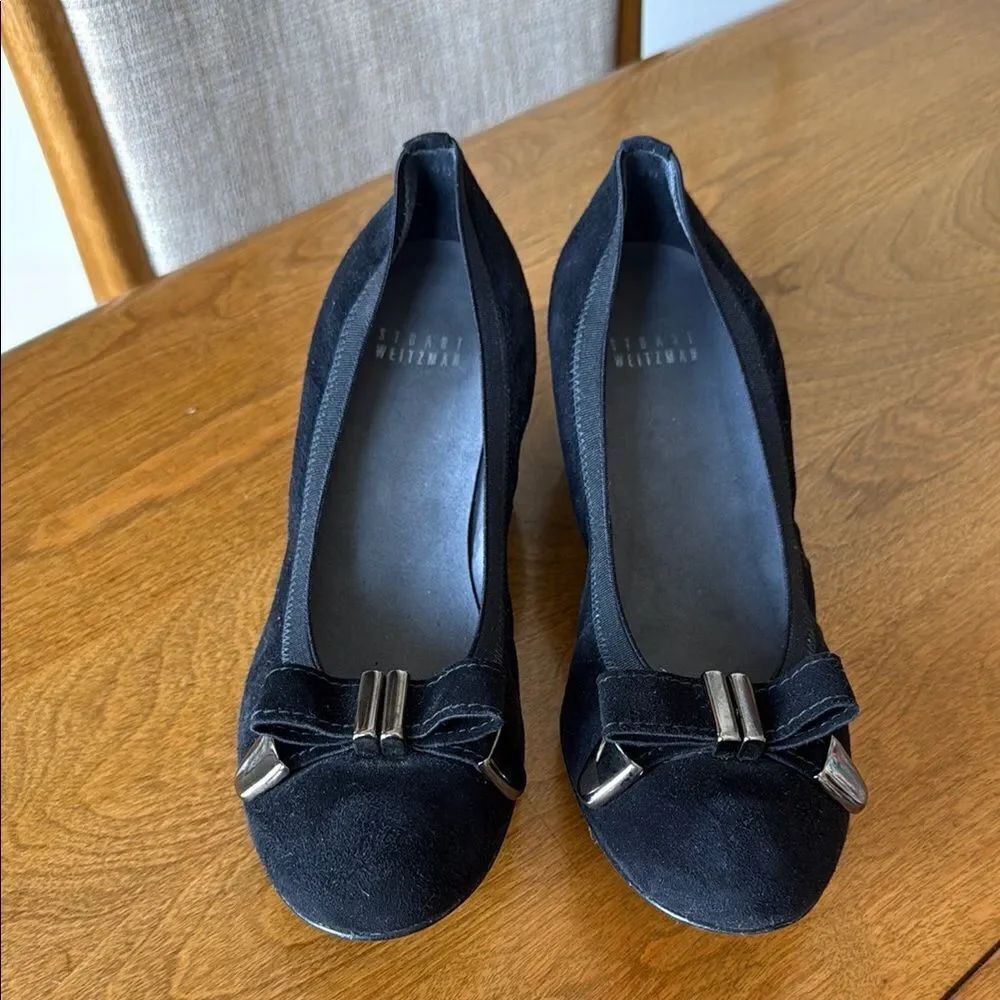 Stuart Weitzman suede pumps